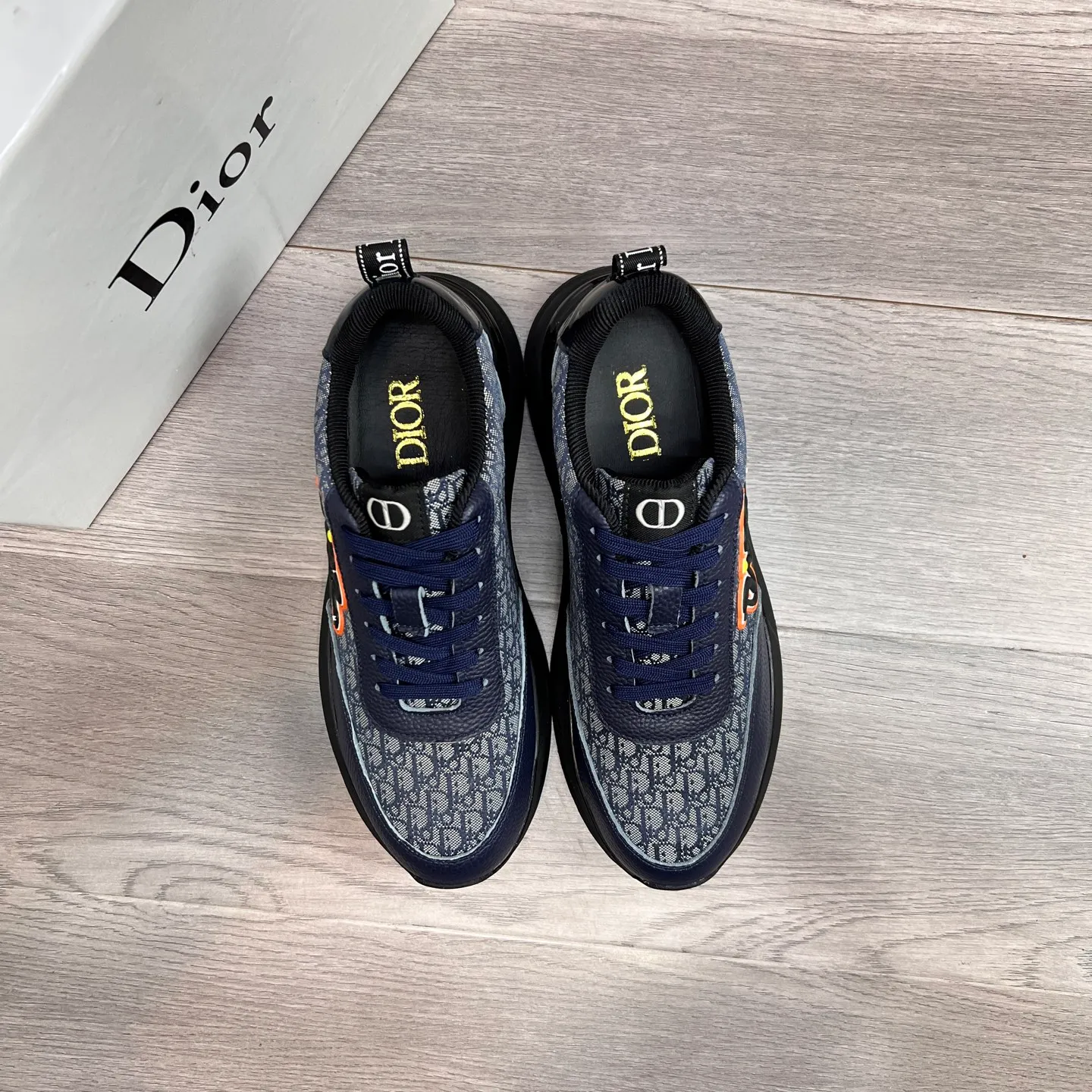 Factory price: 438💰Dior original quality.~ Unique modern style sneakers. 🏃A must-have casual shoe for trendy men😍😍 Imported cowhide fabric, sheepskin foot pads (refuse to discolor and grind feet) soles: Original soles specially provided by the original factory, French lazy style design ⚠️Fit to the feet, original quality, super comfortable original soles. It’s like shooting the real thing🎬The real thing is better, high-quality sneakers, men’s shoe size: 38-44 (45 and 46 can be customized)